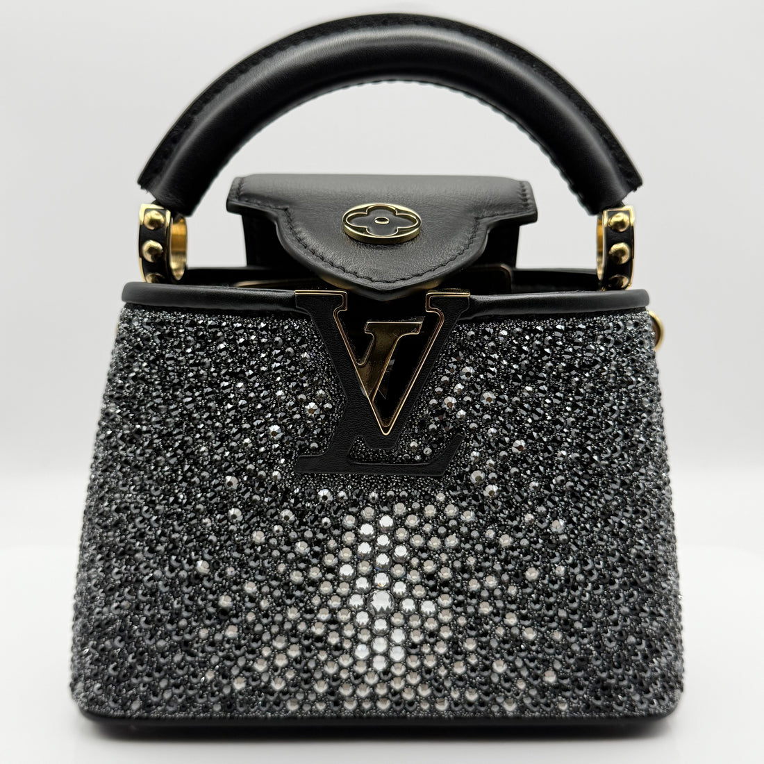Louis Vuitton Capucines Mini mit Strassbesatz