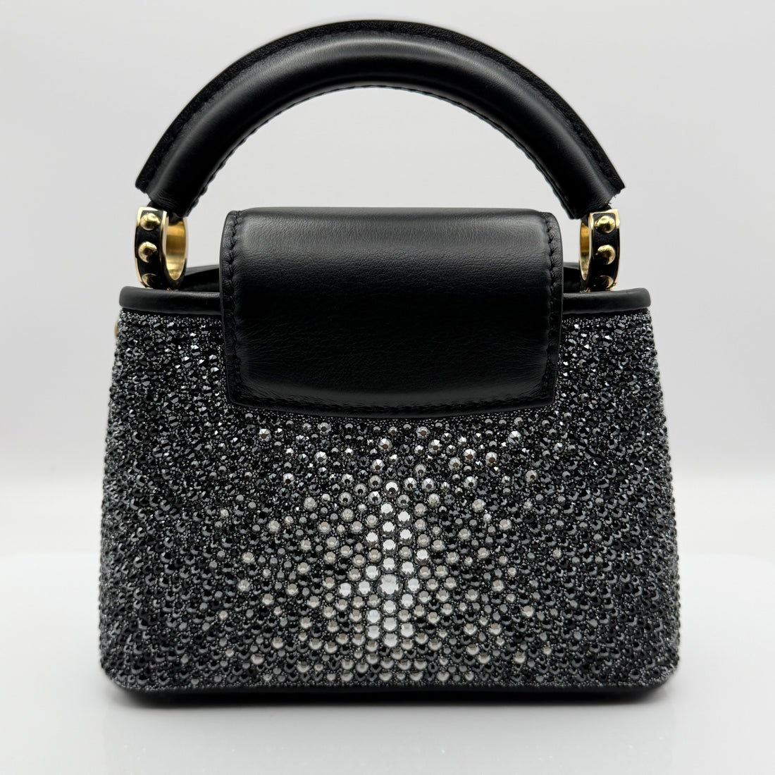 Louis Vuitton Capucines Mini mit Strassbesatz