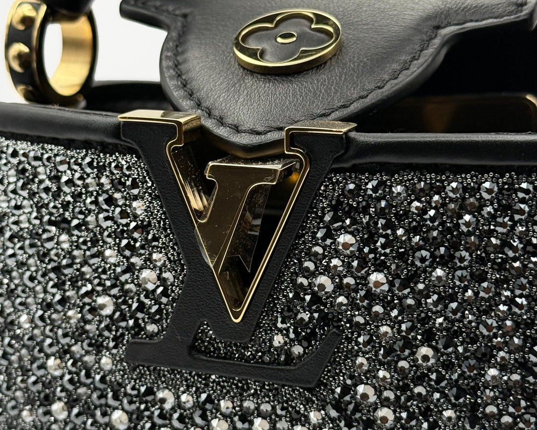 Louis Vuitton Capucines Mini mit Strassbesatz