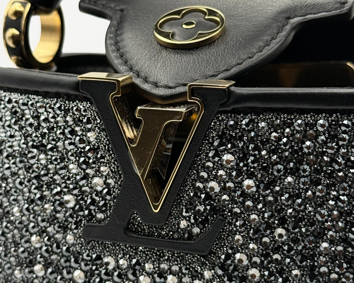 Louis Vuitton Capucines Mini mit Strassbesatz
